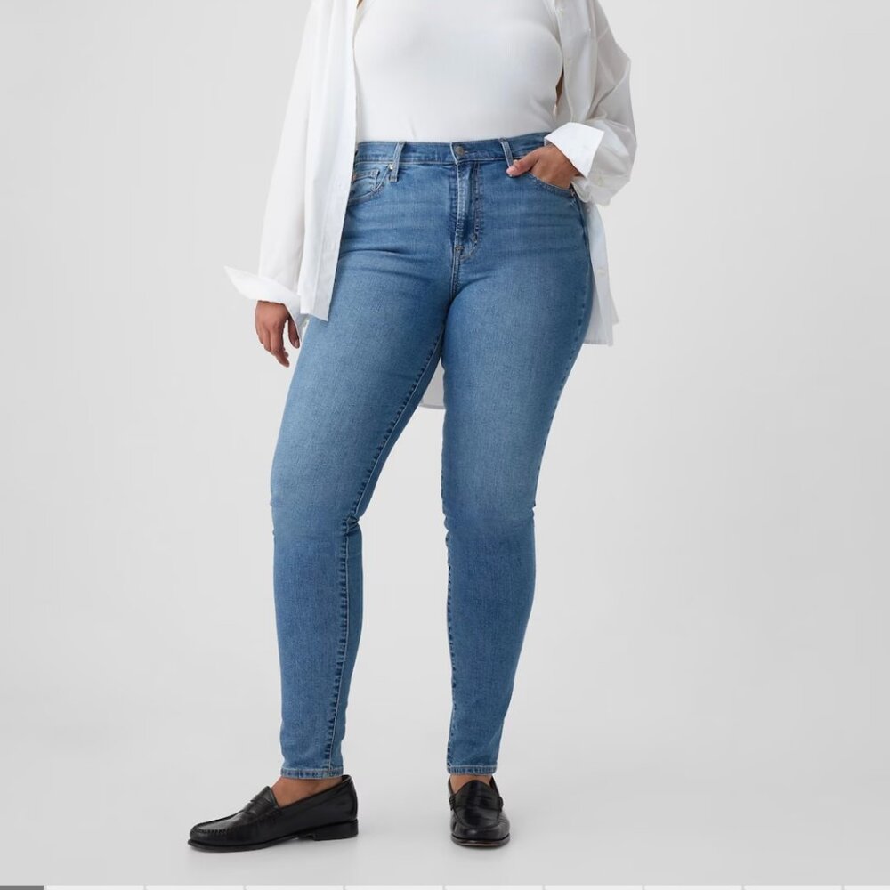 Gap 1969 True Skinny Denim -Curvy- Mid Rise- Size 32 R- Faded Indigo